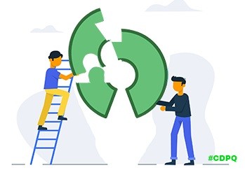 Operarios construindo o logo da opensouce em uma escada